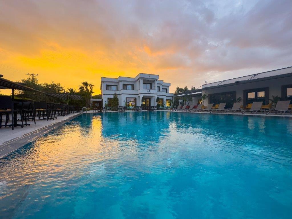 Club Kavala Beach Hotel Assos Eksteriør billede